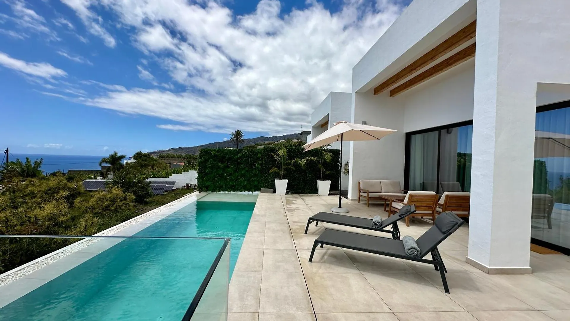 Casa Marina Deluxe II Villa San Borondon