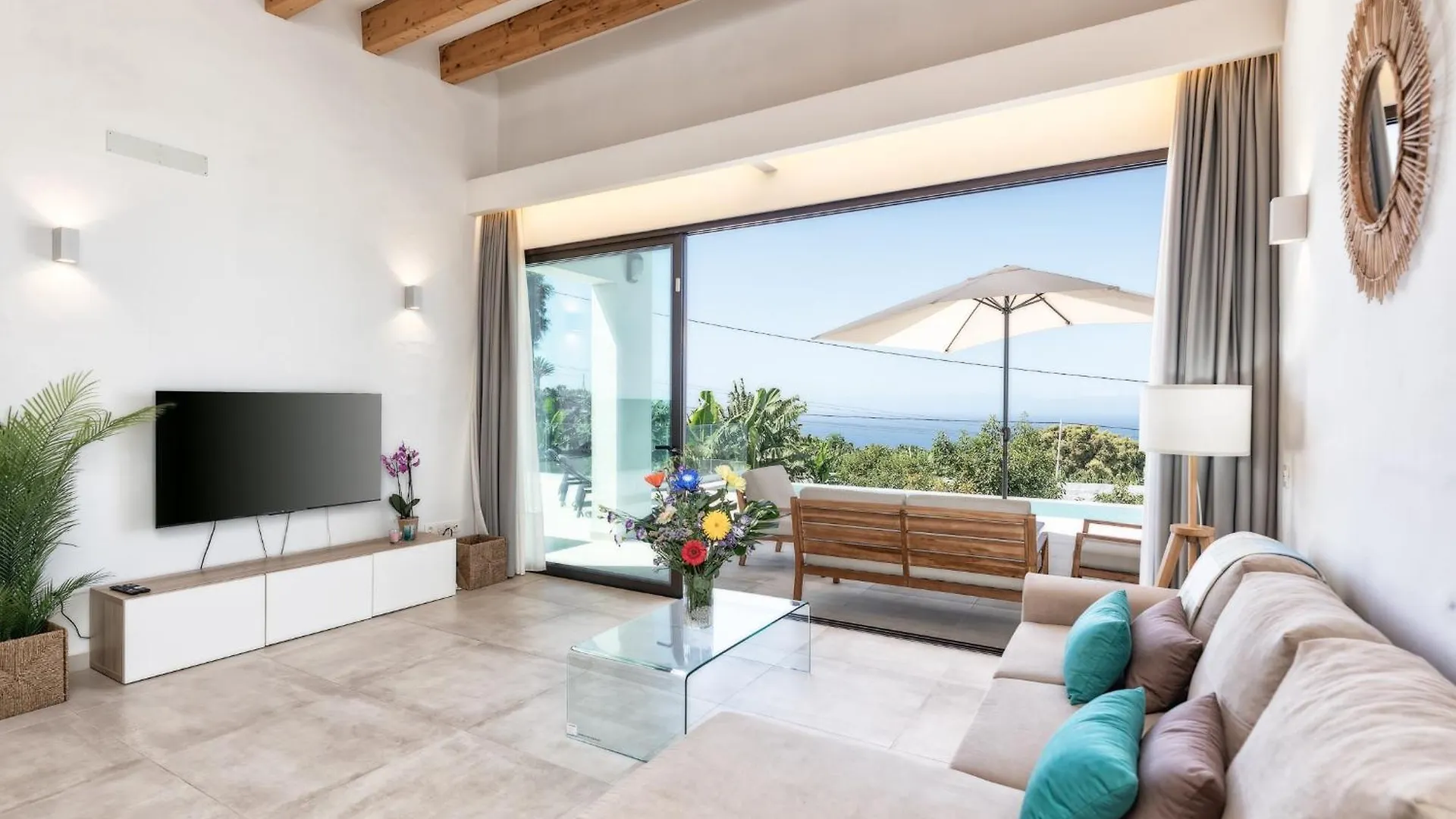 Casa Marina Deluxe II Villa San Borondon Spain