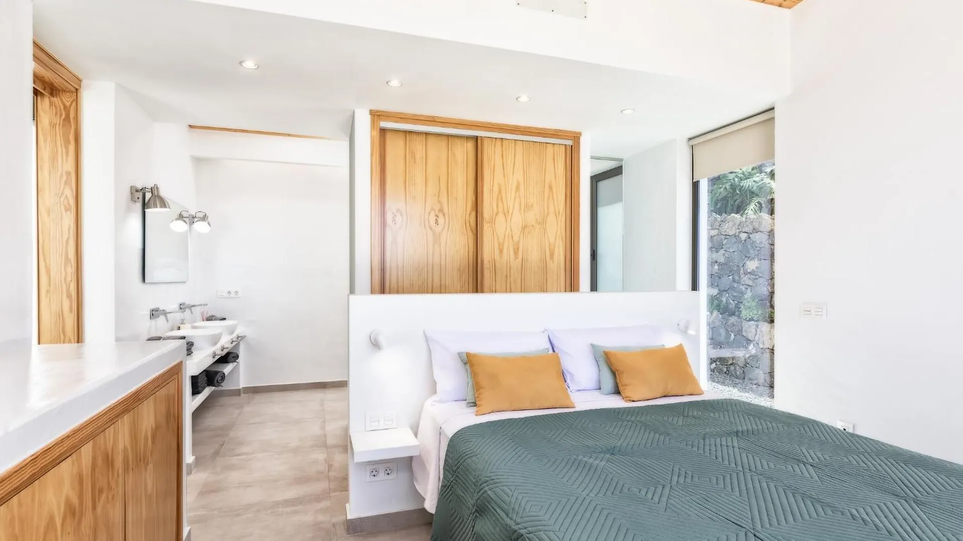 Casa Marina Deluxe II Villa San Borondon