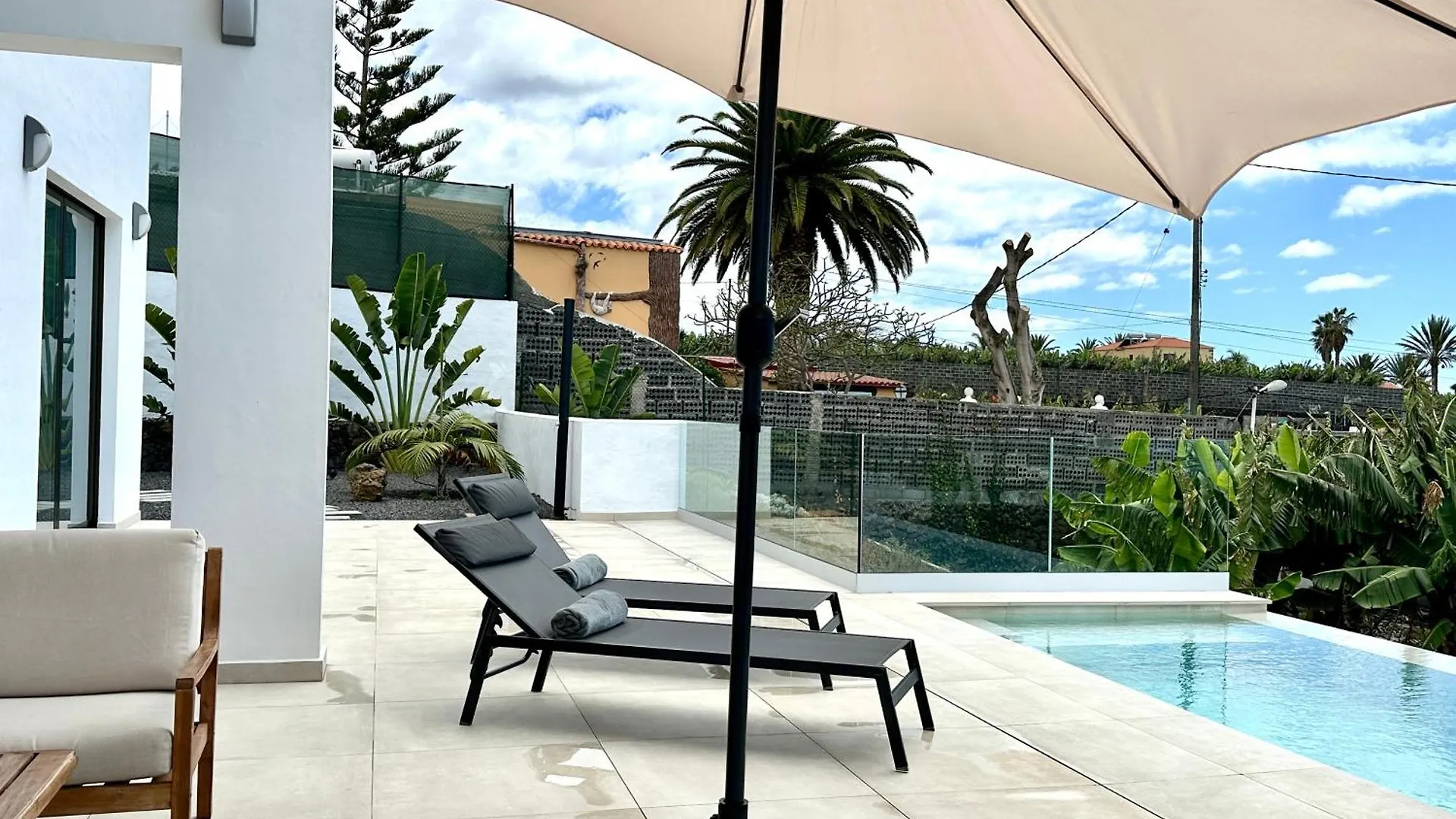 Casa Marina Deluxe II Villa San Borondon Spain